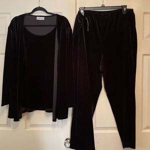 Dressbarn Black Velvet pants suit size 22W